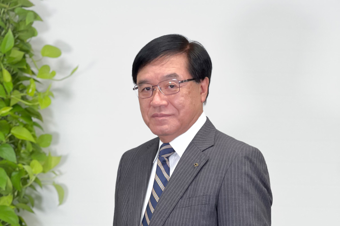 取締役社長　豊嶋義富